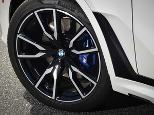 2019xDrive40i  M\b ^