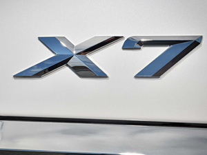 2019xDrive40i  M\b ^