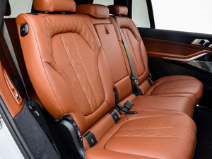 2019xDrive40i  M\b g