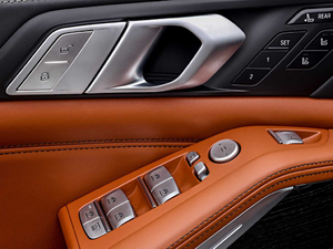 2019xDrive40i  M\b п؅^