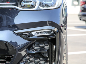 2019xDrive40i  M\b ǰF