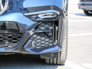 2019xDrive40i  M\b ^