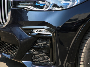 2019xDrive40i  M\b ^