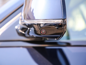 2019xDrive40i  M\b ^