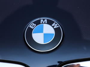 2019xDrive40i  M\b ^