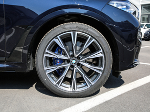 2019xDrive40i  M\b ݆Ȧ