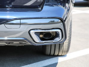 2019xDrive40i  M\b ^