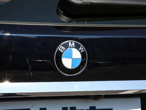 2019xDrive40i  M\b ^