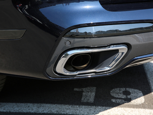 2019xDrive40i  M\b ^