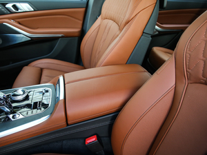 2019xDrive40i  M\(yn)(dng)b 