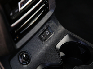 2019xDrive40i  M\b g