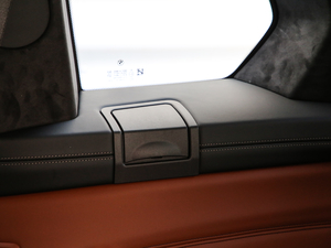 2019xDrive40i  M\b g