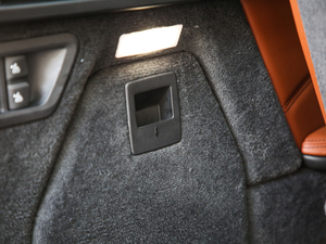 2019xDrive40i  M\b g