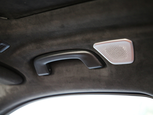 2019xDrive40i  M\b g