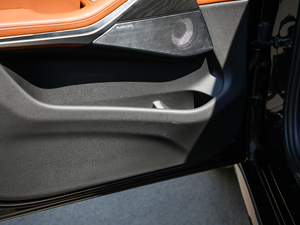 2019xDrive40i  M\b g