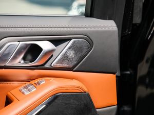 2019xDrive40i  M\b g