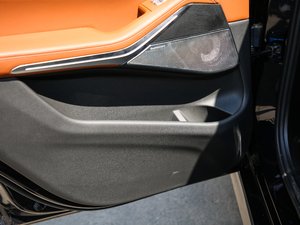 2019xDrive40i  M\b g