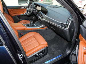 2019xDrive40i  M\(yn)(dng)b g