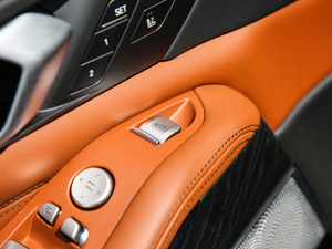 2019xDrive40i  M\(yn)(dng)b g