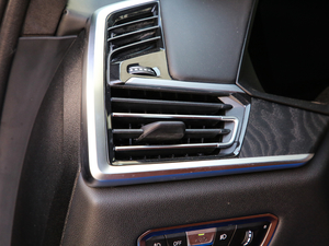 2019xDrive40i  M\b п؅^