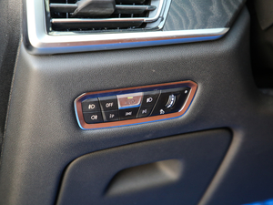 2019xDrive40i  M\b п؅^