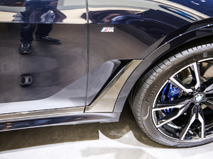 2019xDrive40i  M\(yn)(dng)b (x)(ji)^