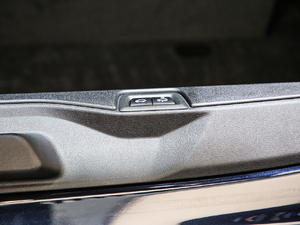 2019xDrive40i  M\b g