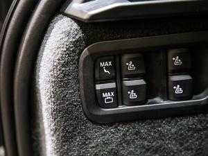 2019xDrive40i  M\b g