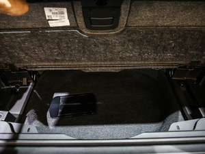 2019xDrive40i  M\b g