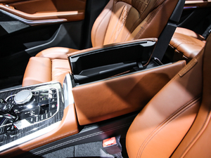 2019xDrive40i  M\b g