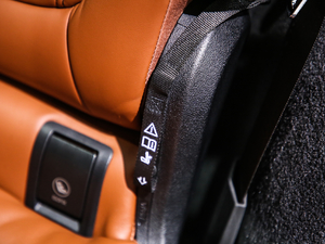 2019xDrive40i  M\(yn)(dng)b g