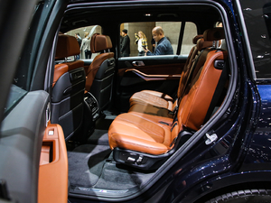 2019xDrive40i  M\b ſg