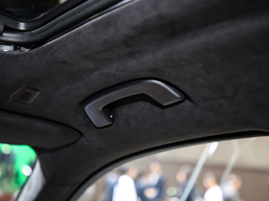 2019xDrive40i  M\b g