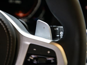 2019xDrive40i  M\b п؅^