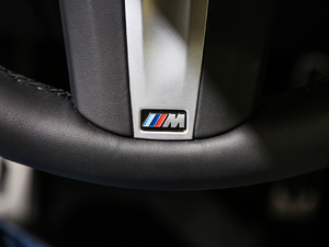 2019xDrive40i  M\b п؅^