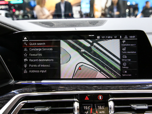 2019xDrive40i  M\b п؅^(q)