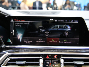 2019xDrive40i  M\b п؅^(q)