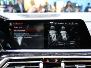 2019xDrive40i  M\b п؅^(q)