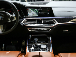 2019xDrive40i  M\b п_