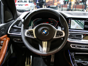 2019xDrive40i  M\b п؅^