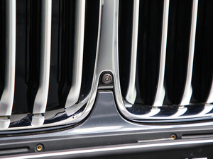 2019xDrive40i  M\b ^