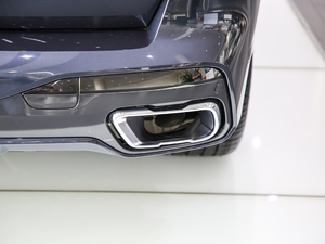 2019xDrive40i  M\b ^