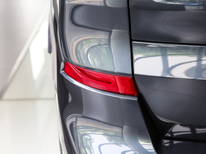 2019xDrive40i  M\b ^