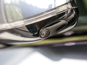 2019xDrive40i  M\b ^