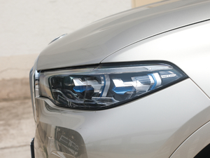 2019xDrive40i I Ab ^