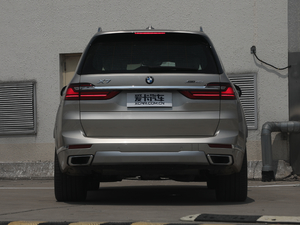 2019xDrive40i I Ab ^