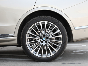 2019xDrive40i I Ab ^