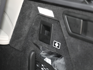 2019xDrive40i I Ab g