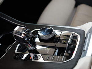 2019xDrive40i I Ab п؅^