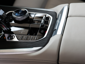 2019xDrive40i I Ab п؅^